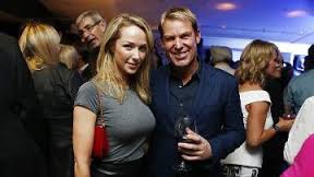 Australian cricketing legend Shane Warne. Self-confessed SMS texter bad sex addict: "Pat. You're my spiritual father":.